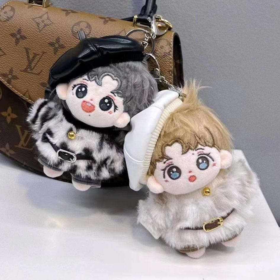 【10cm】非表示 ぬいぐるみ服 ヒョウ柄コート・クリスマスケープフード